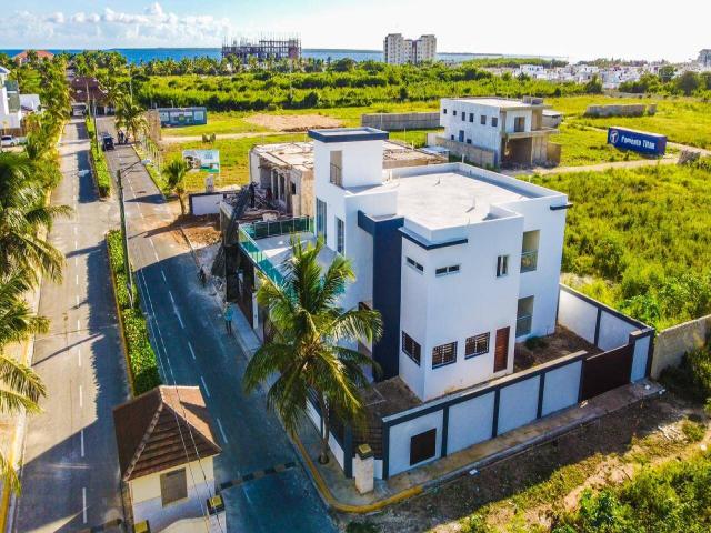 #203 - Casa para Venta en La Romana - La Romana - 3