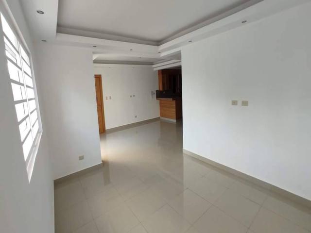 #217 - Apartamento para Venta en La Romana - La Romana - 3