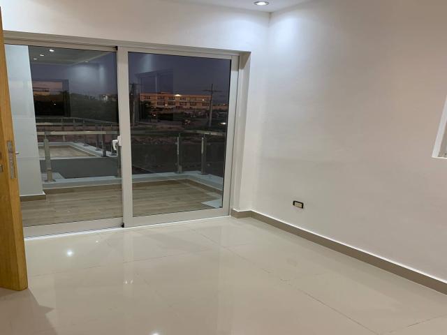 #239 - Apartamento para Venta en La Romana - La Romana - 2