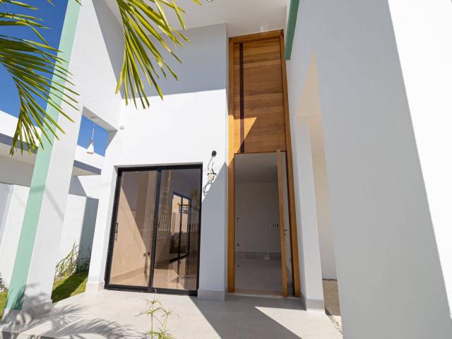 #301 - Casa para Venta en La Romana - La Romana - 2