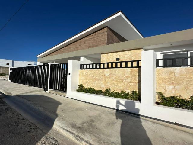 #306 - Casa para Venta en La Romana - La Romana